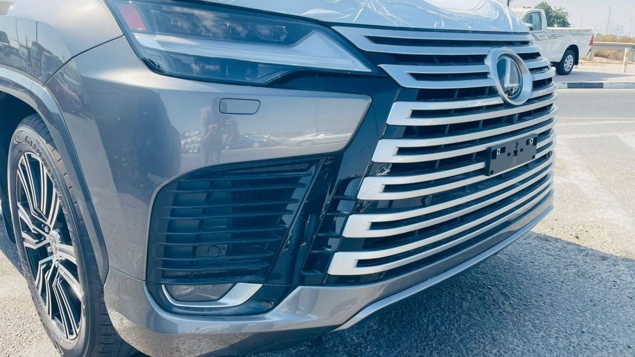 Lexus LX700h Signature