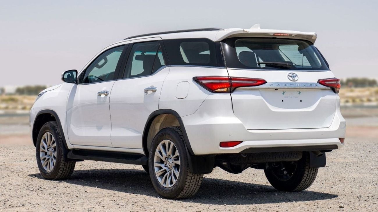 Toyota Fortuner TOYTA FORTUNER 2.8 DIESEL FULL PTION AT 4X4