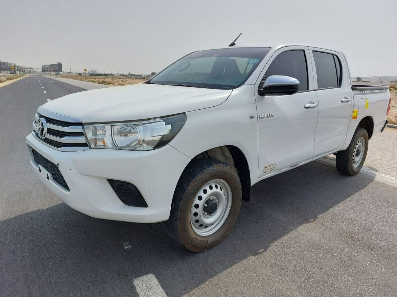 تويوتا هيلوكس GL 2.7L Double Cab Utility
