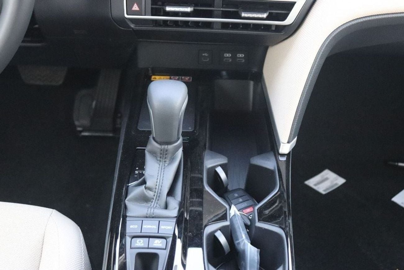 تويوتا كامري 2.5LE, KEYLESS ENTRY,PUSH START, PANORAMIC ROOF, ALLOY WHEELS, MODEL 2026