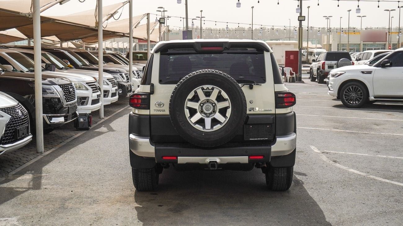 تويوتا إف جي كروزر