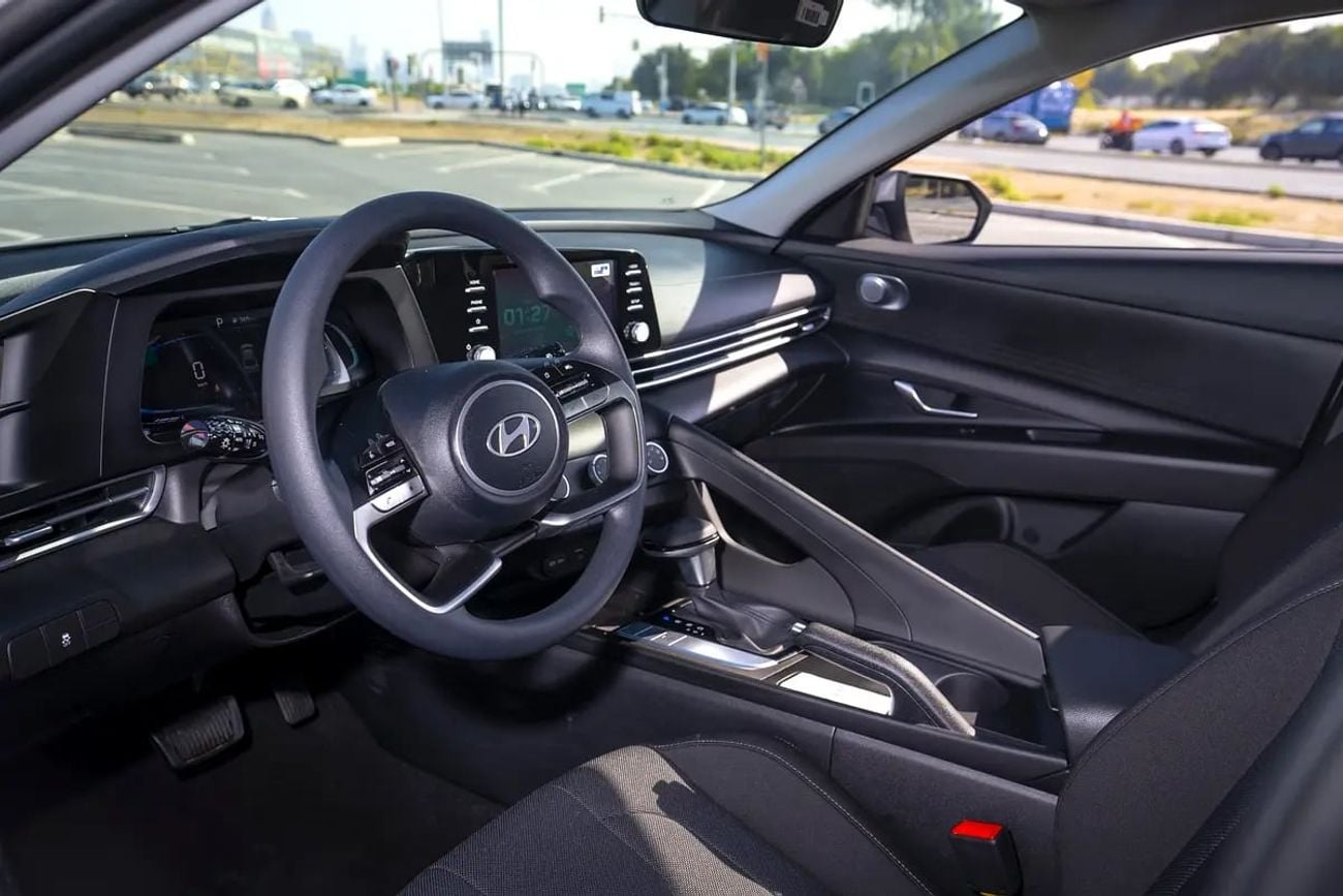 هيونداي افانتي Elantra /