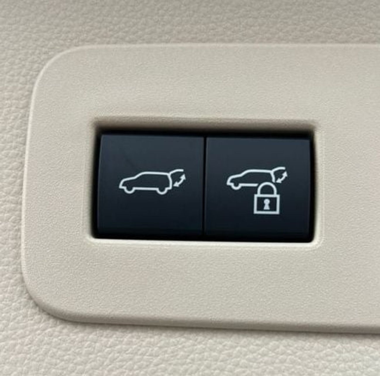 Toyota Land Cruiser GXR 3.5L