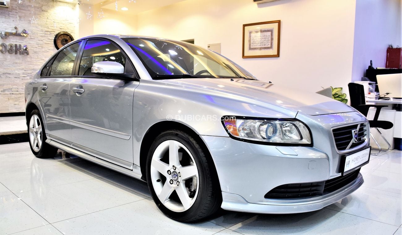 Volvo S40 Like New Volvo S40 R DESIGN V5 2009 Model GCC Specs