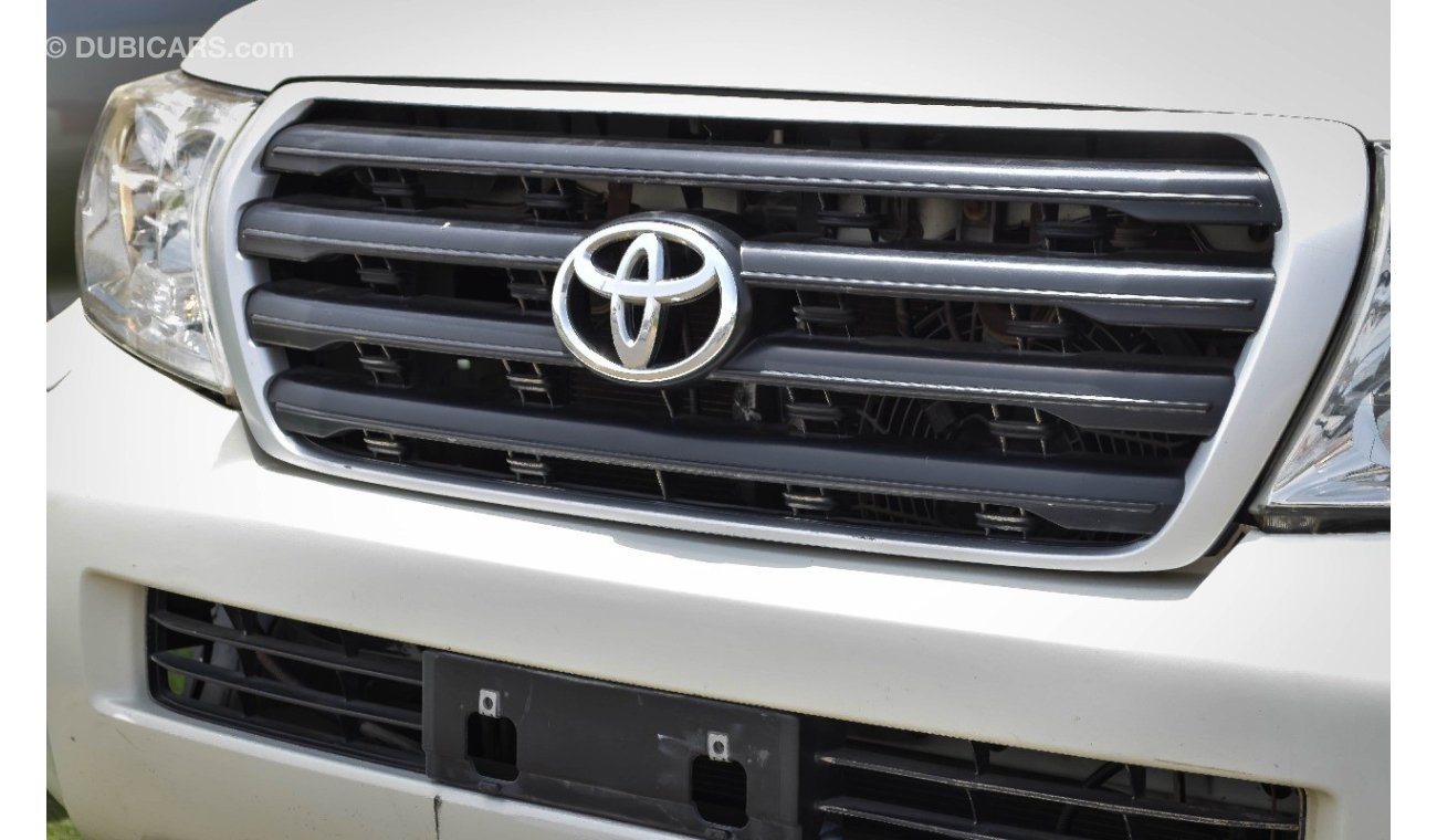 Toyota Land Cruiser Gcc first owner