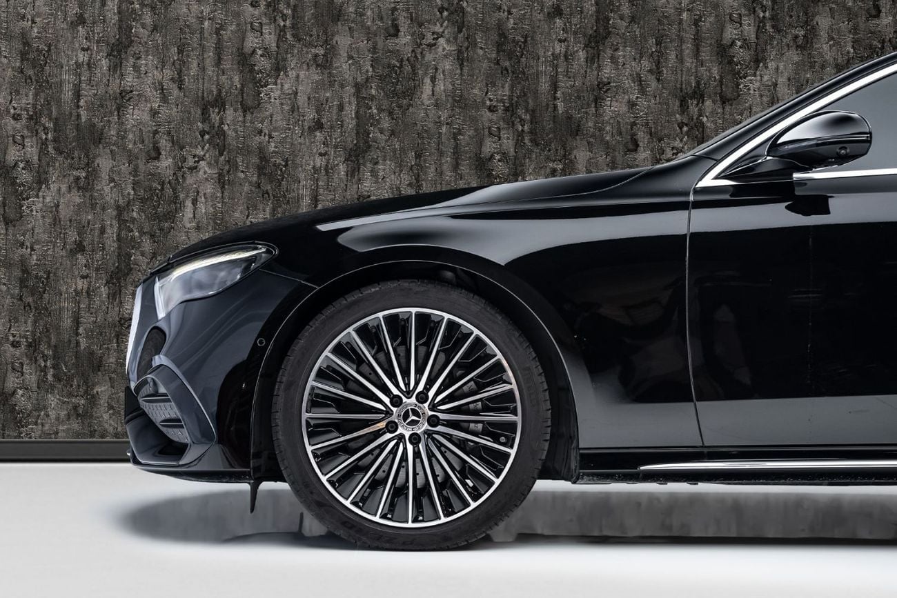 Mercedes Benz E200 STANDARD