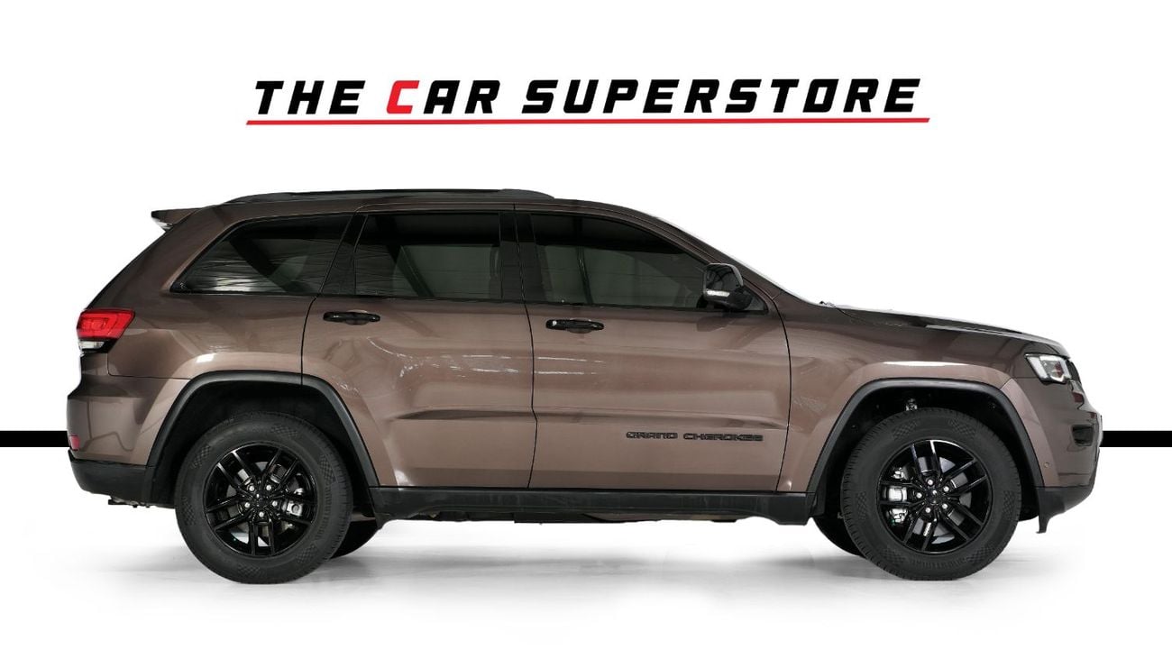 Jeep Grand Cherokee LIMITED GCC-Al Futtaim Warranty & Service Contract-Full Service History-Black Pack