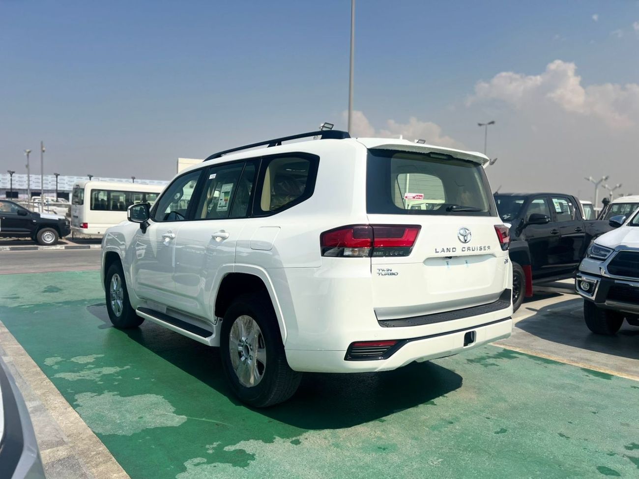 Toyota Land Cruiser GXR 3.5L