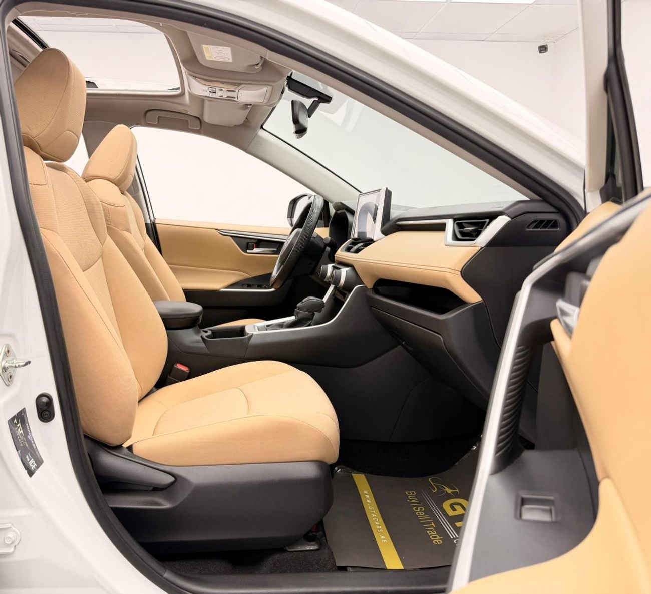 تويوتا راف ٤ 2024 Toyota Rav4 VX, Dec/2027 Toyota Warranty + Service Contract, Full Toyota Service History, GCC