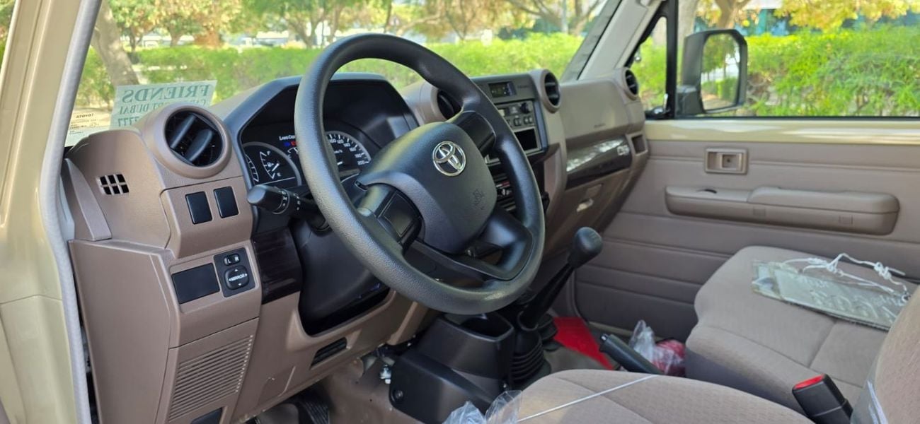 Toyota Land Cruiser Pick Up PETROL DIFFLOCK MANUAL