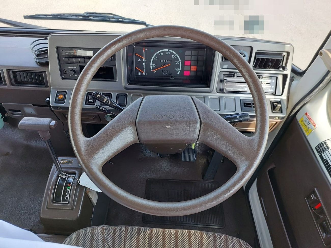 Toyota Coaster TOYOTA COASTER BUS RHD 1992 MODEL 3.7 L DIESEL AUTOMATIC(PM04275)