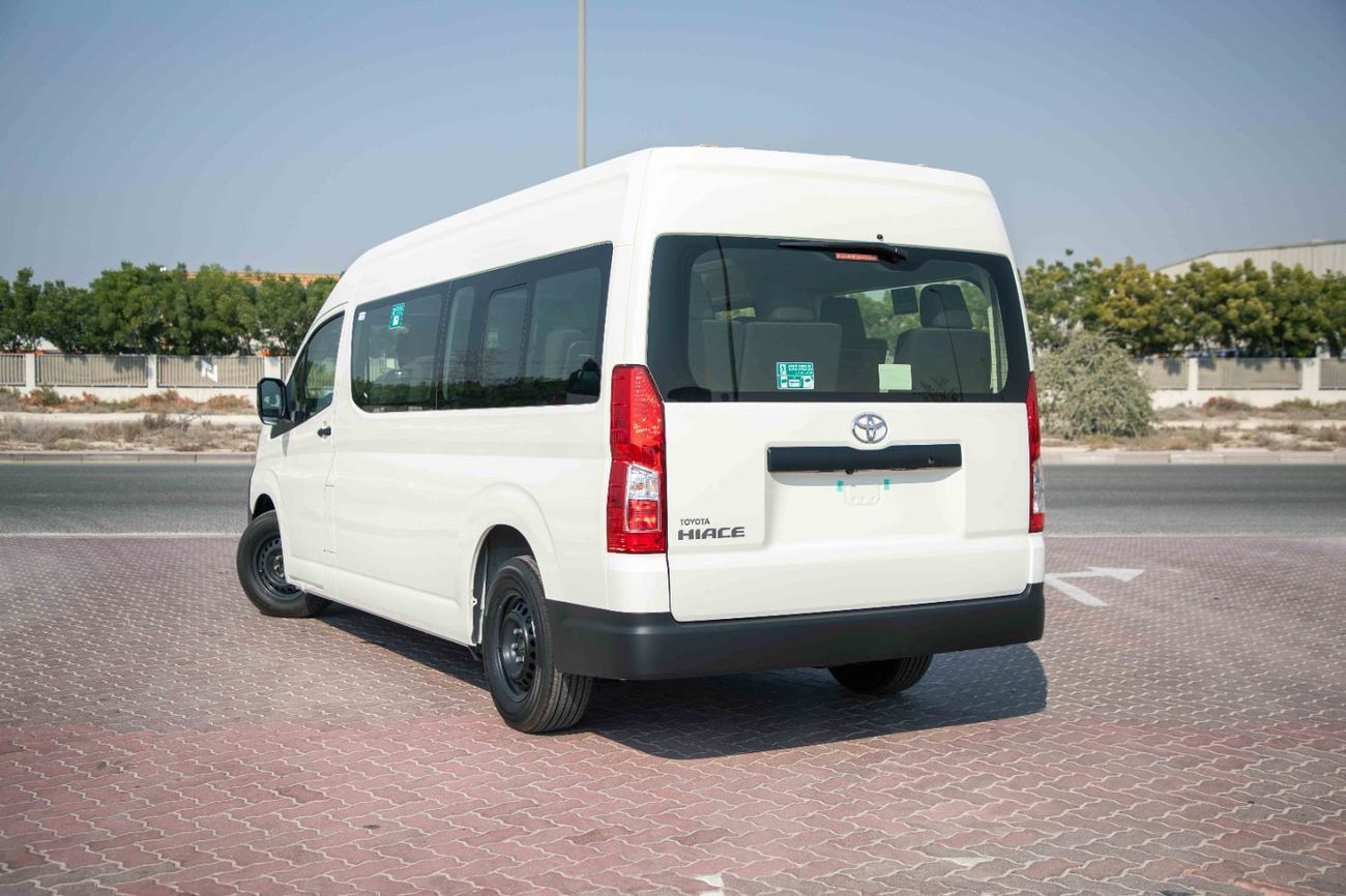 تويوتا هاياس 3.5L- White Inside Grey | Export Only