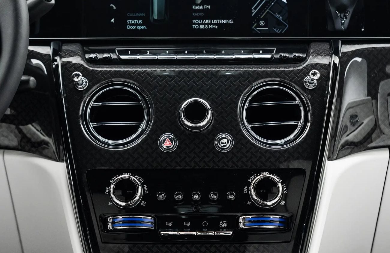 رولز رويس كولينان 6.75L V12 Twin-Turbocharged Engine | Warranty