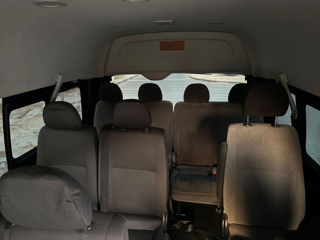 Toyota Hiace PREMIUM CONDITION | RHD | 3.0L DIESEL | 2015 | AIR CONDITIONER | 14 SEATERS