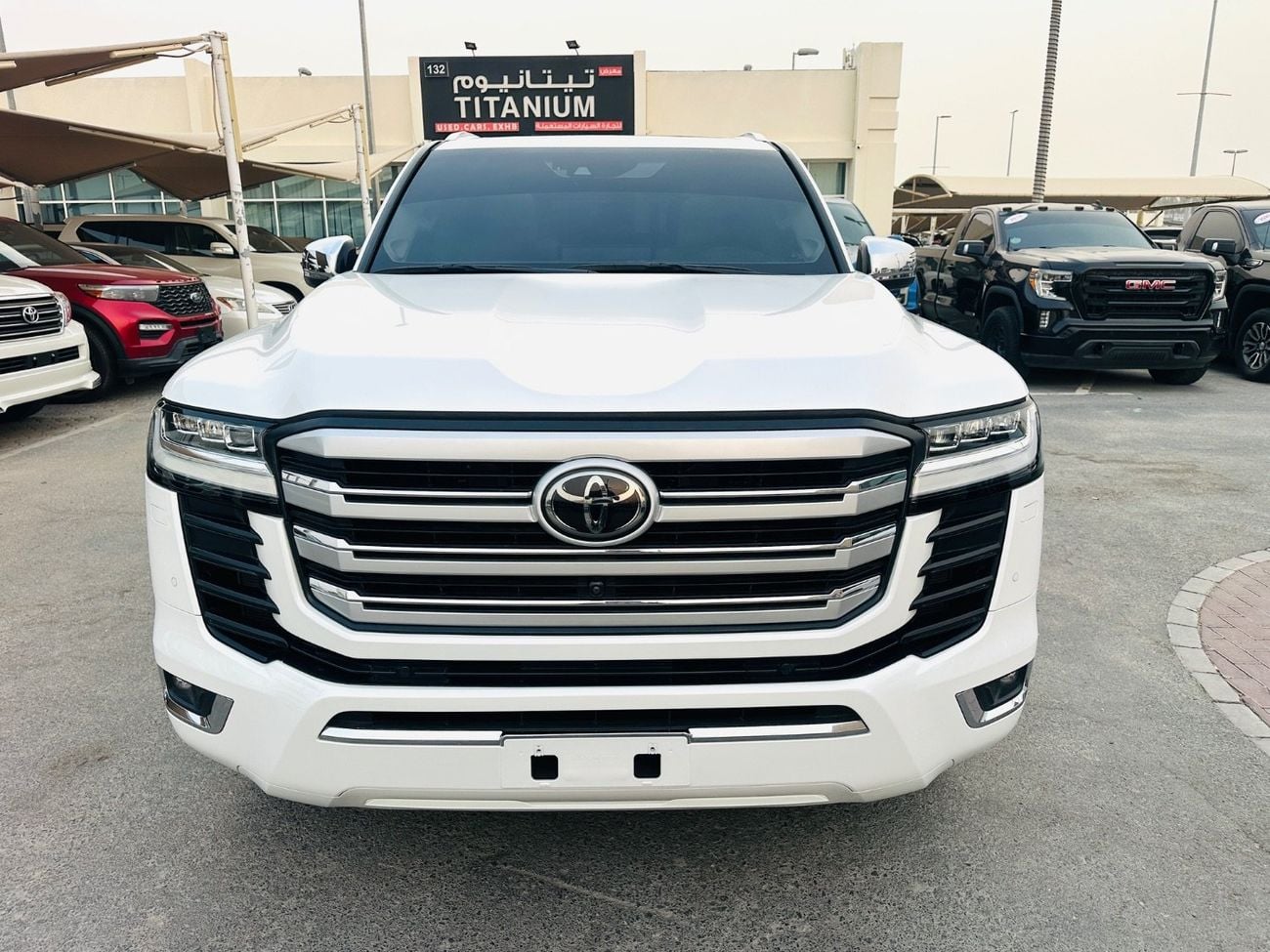 تويوتا لاند كروزر VXR