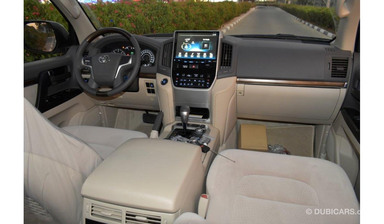 Toyota Land Cruiser 200 GX-R 4.5L DIESEL SUV AT With Kdss