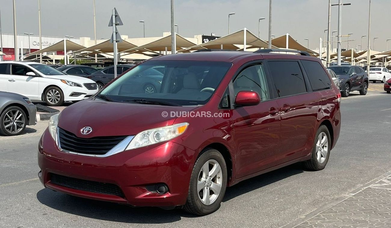 تويوتا سيينا full option