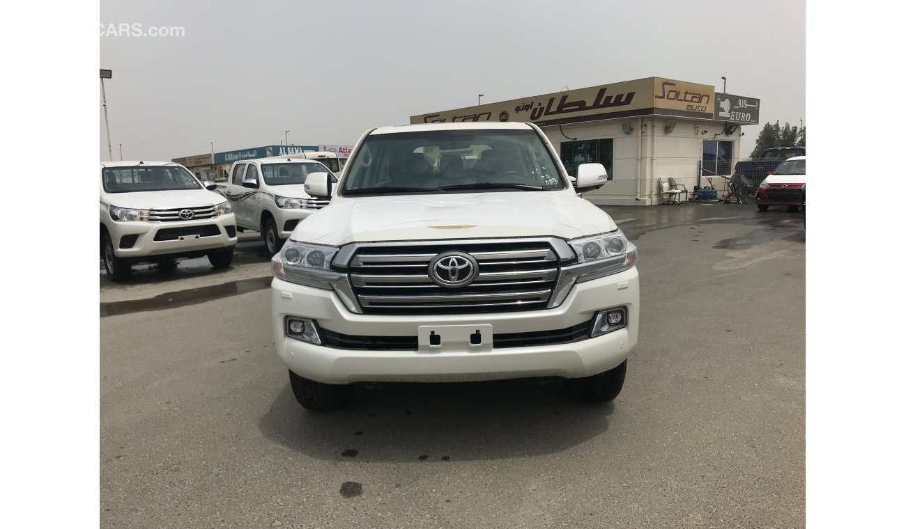 Toyota Land Cruiser GXR 4x4 V8 4.5L Diesel with Leather Seats