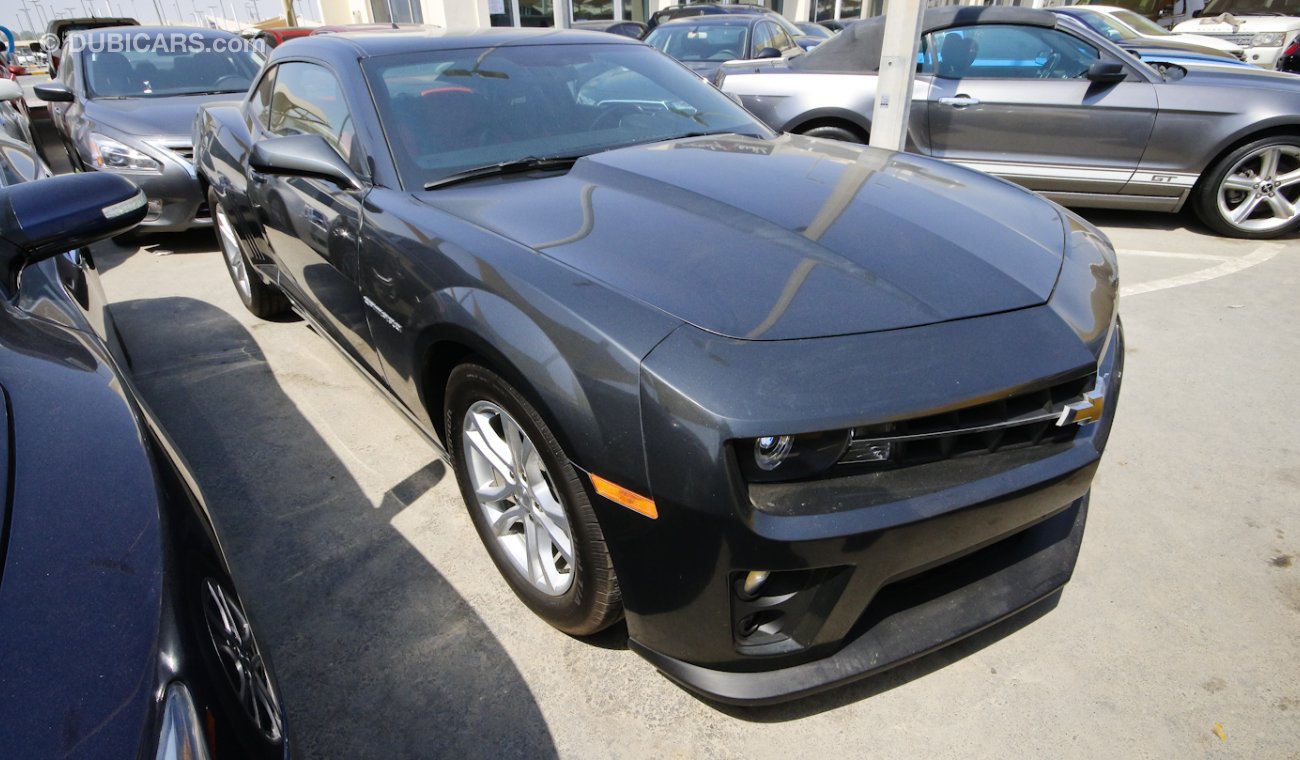 Chevrolet Camaro RS