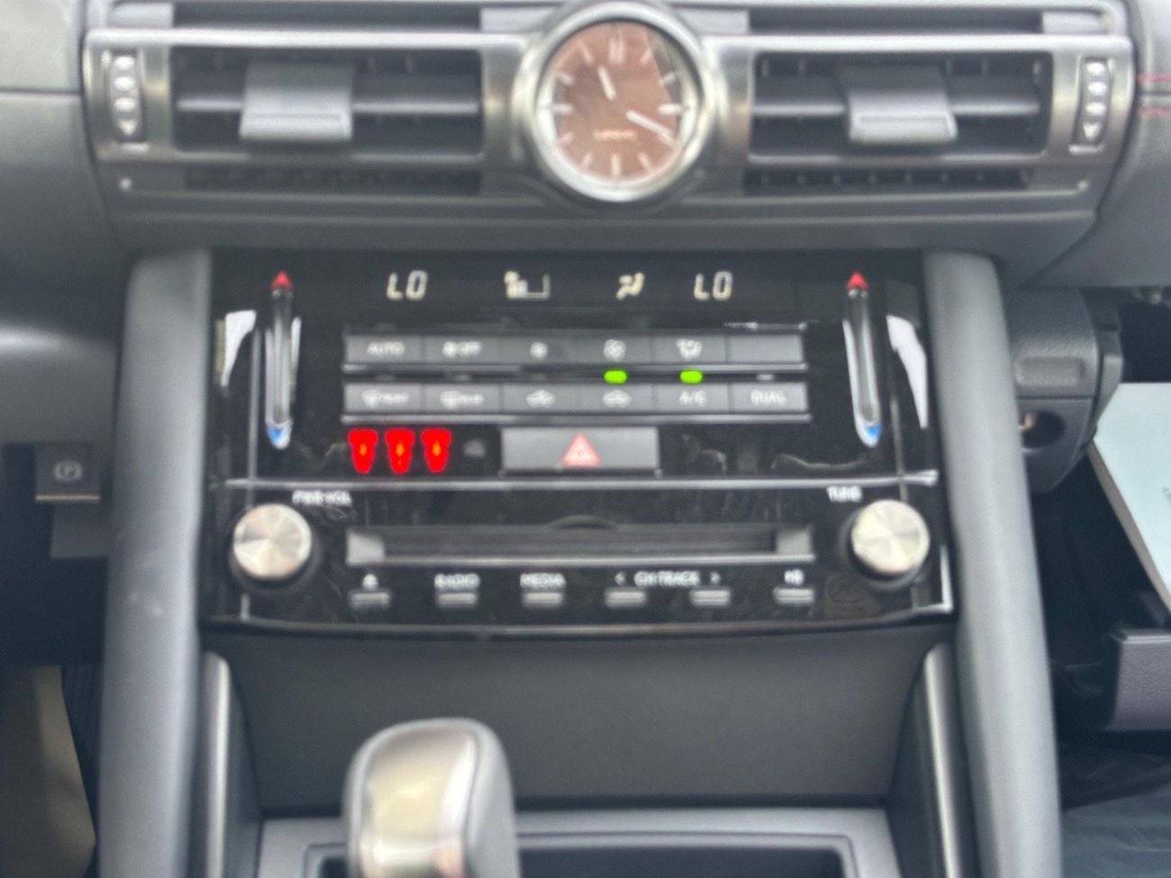 Lexus IS300c 2025 LEXUS IS300 WHITE | MAROON