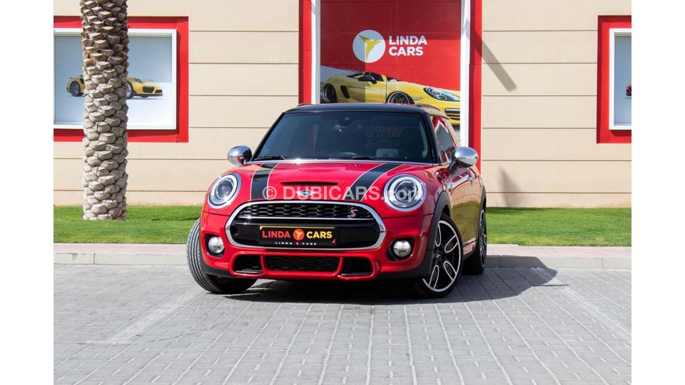 Used Mini Cooper S F56 2018 for sale in Dubai - 585957