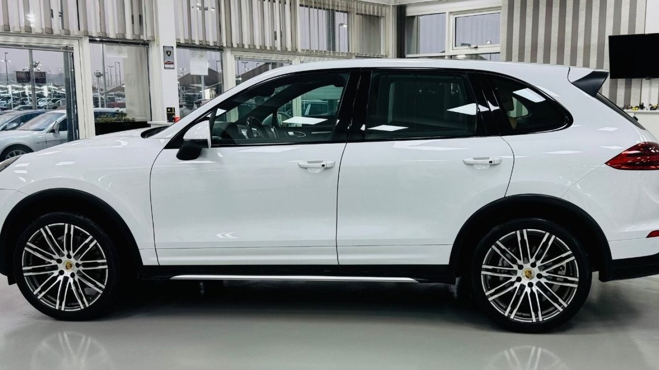 Porsche Cayenne GCC .. S .. V6 .. FSH .. Perfect Condition .. Top Range