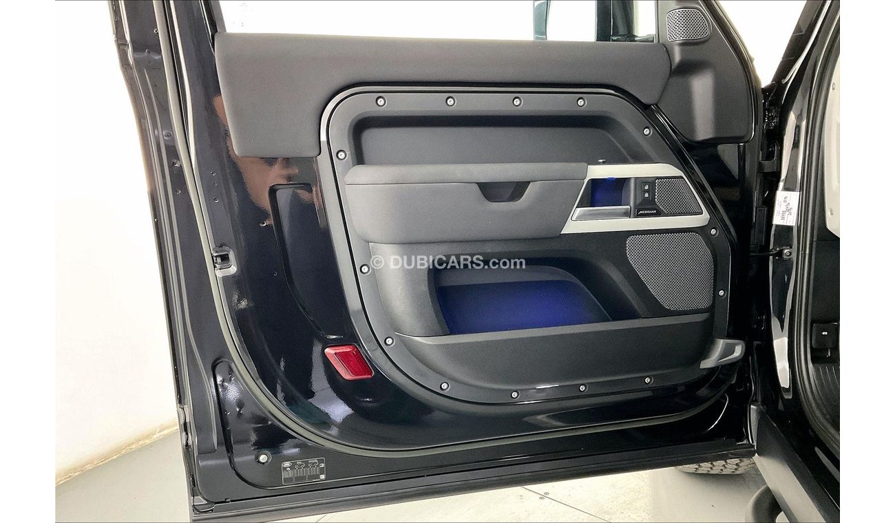 Land Rover Defender P300 90 SE | 1 year free warranty | 0 down payment | 7 day return policy