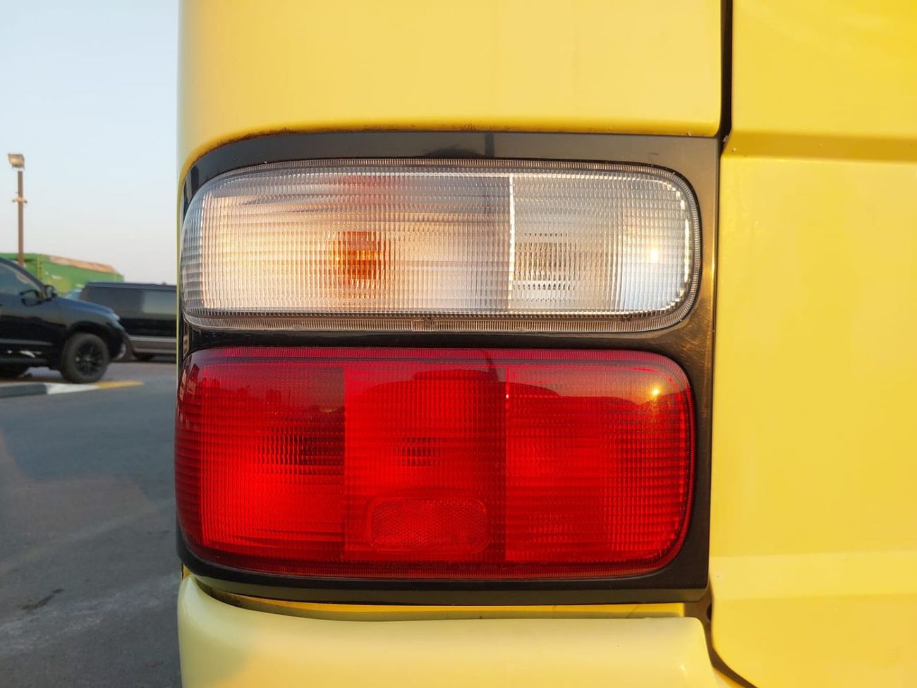 تويوتا كوستر 2015 TOYOTA COASTER BUS RHD 4.0 L DIESEL AUTOMATIC (PM02874)