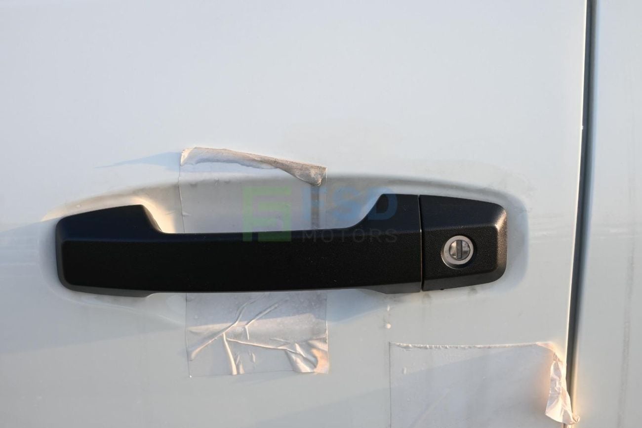 Mitsubishi L200 MITSUBISHI L200 2.4L PETROL GLS PLUS DCABIN 4X4 5MT CHROME PACKAGE MY-2027