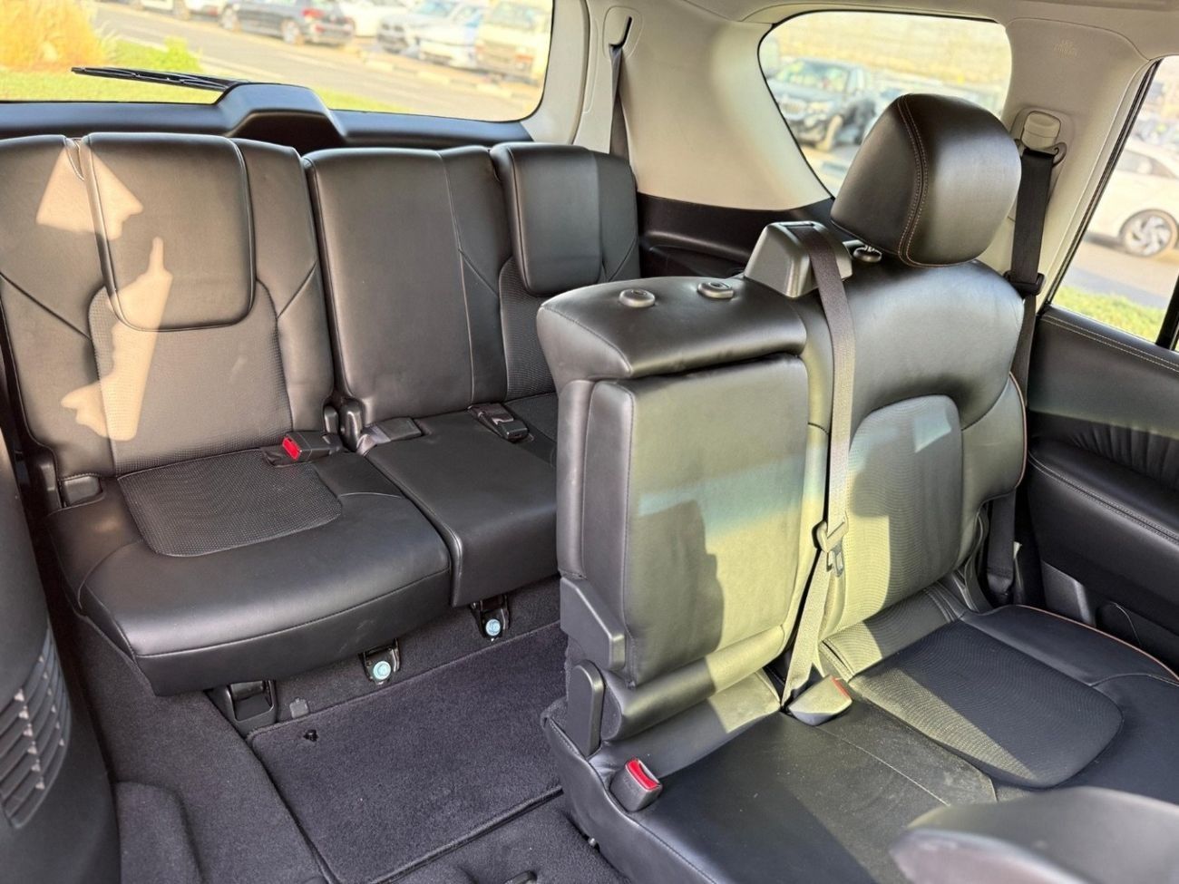 Nissan Armada SL 4WD