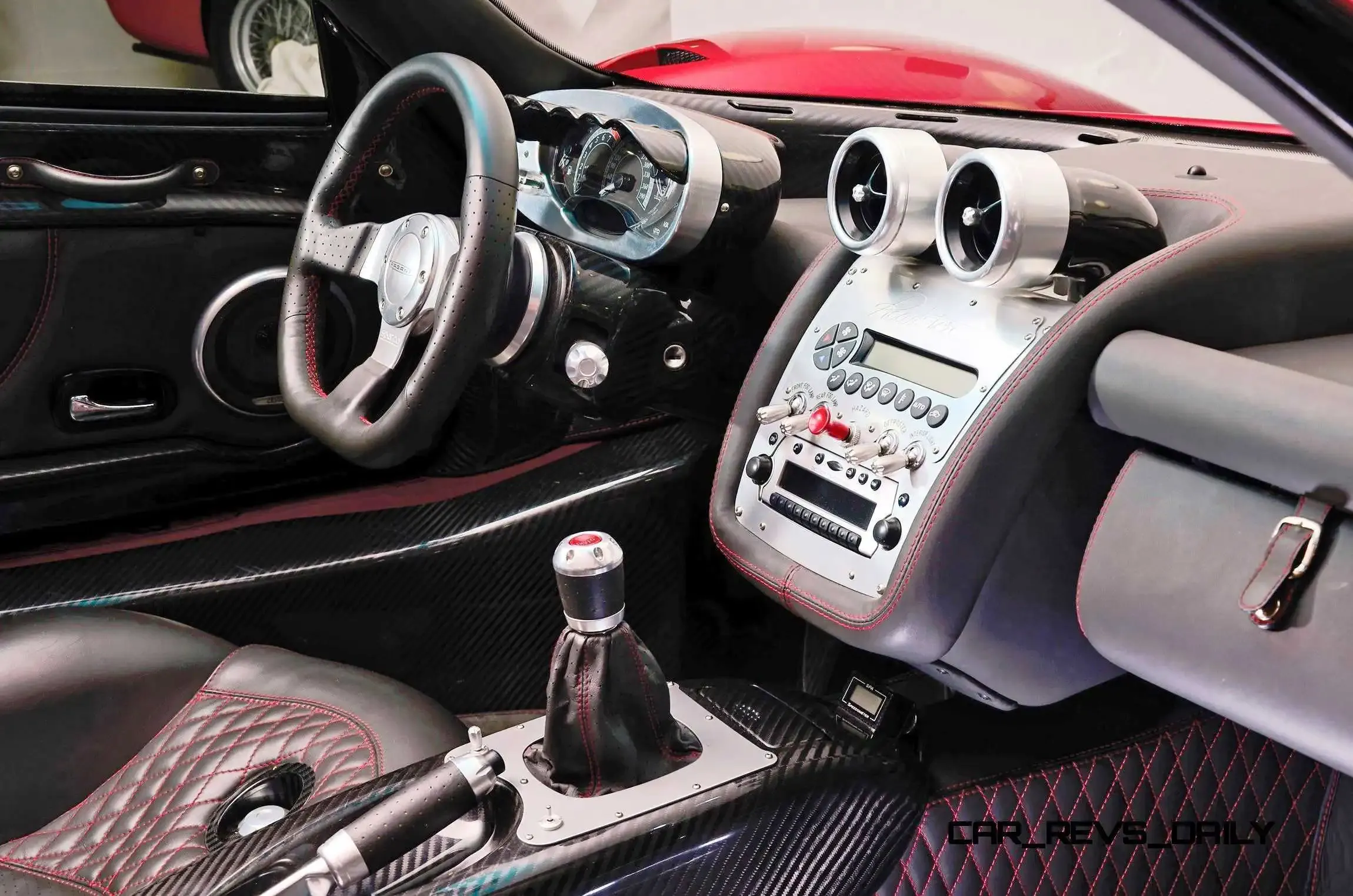 Pagani Zonda Tricolore interior - Cockpit