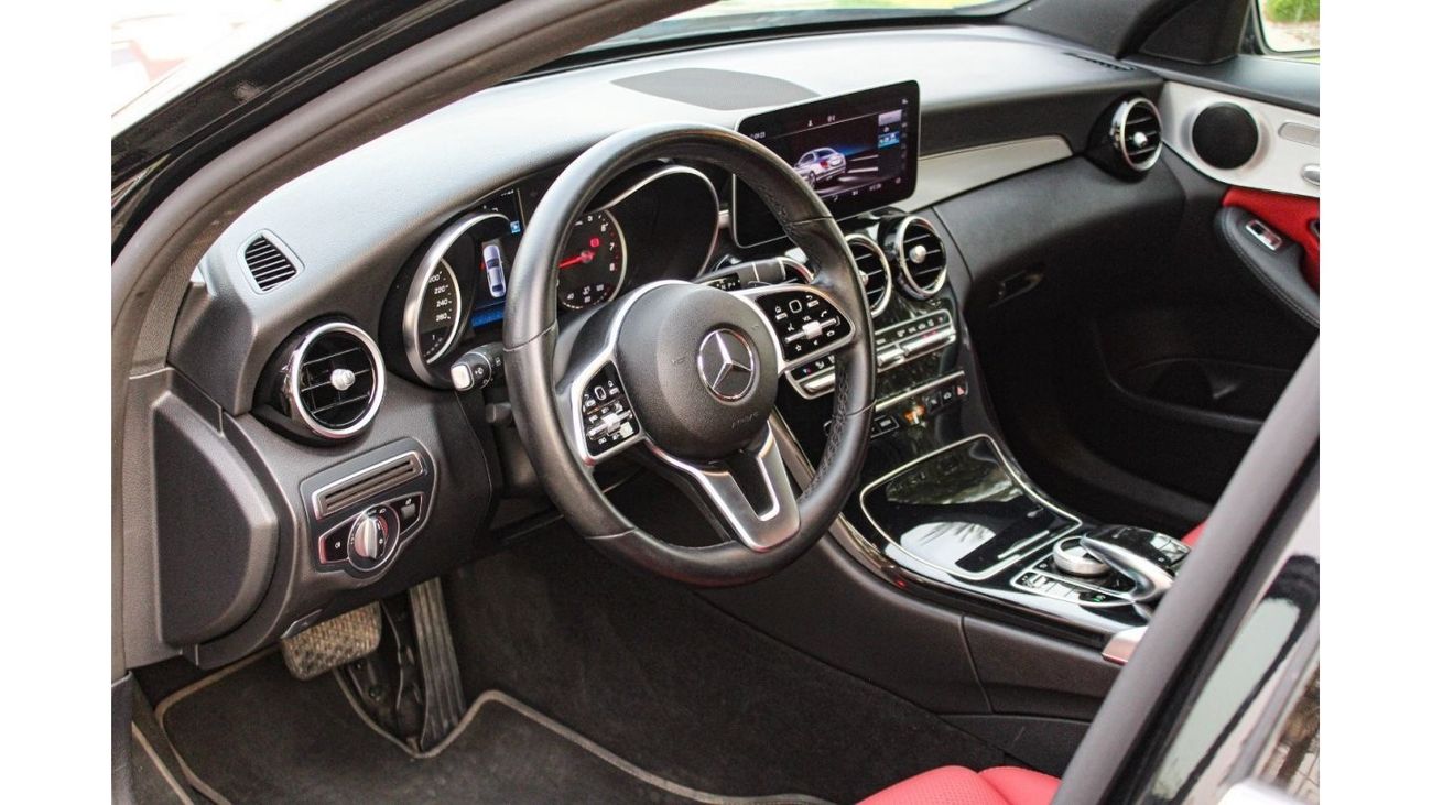 Mercedes-Benz C 300 AMG Pack MERCEDES-BENZ C300 4MATIC