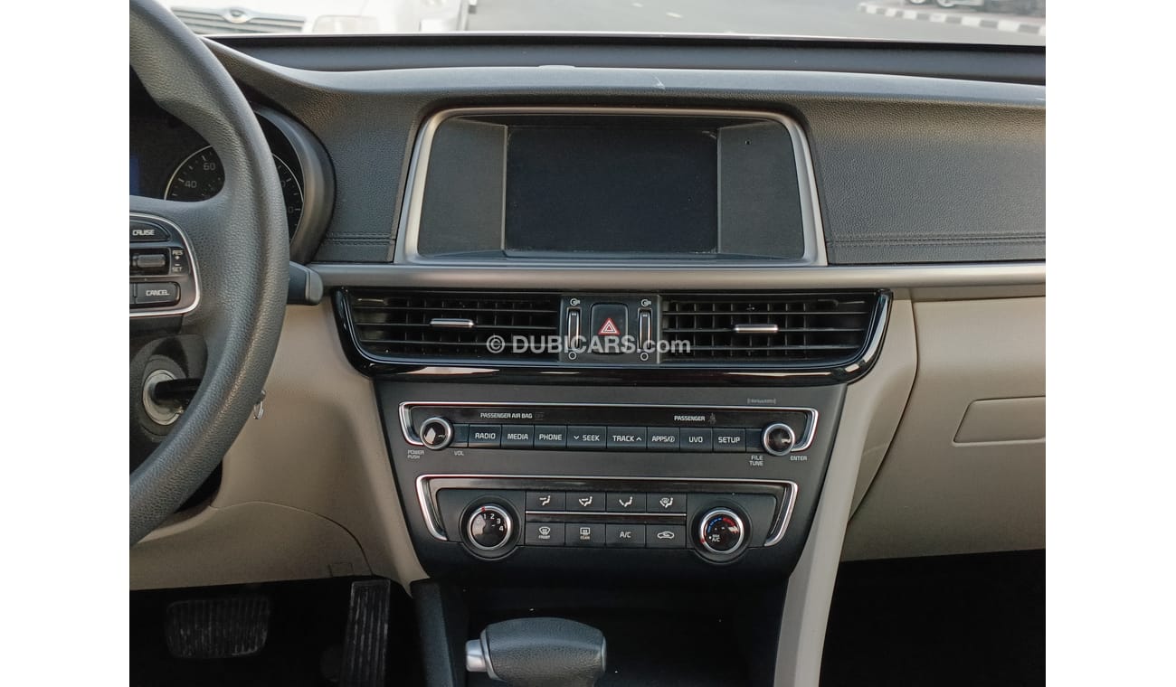 Kia Optima 2.4L Petrol, Leather Seats, DVD + Back Camera, 16'' Rims, Clean Interior and Exterior (LOT # 8894)