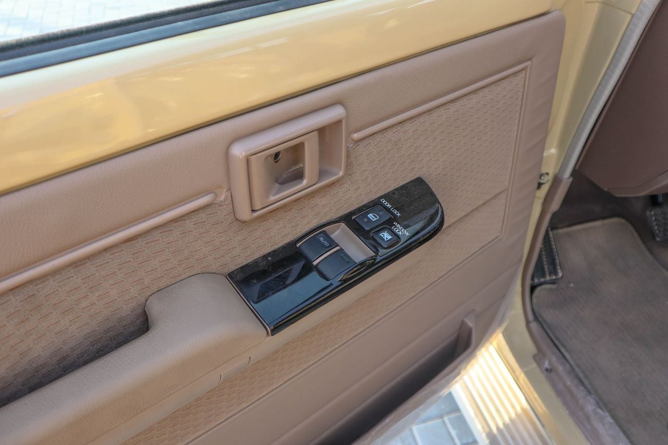 Toyota Land Cruiser Pick Up