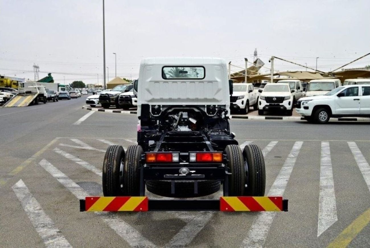 ميتسوبيشي فوسو كانتير Fuso 3 Ton Single Cab Chassis 4.2 Diesel MT