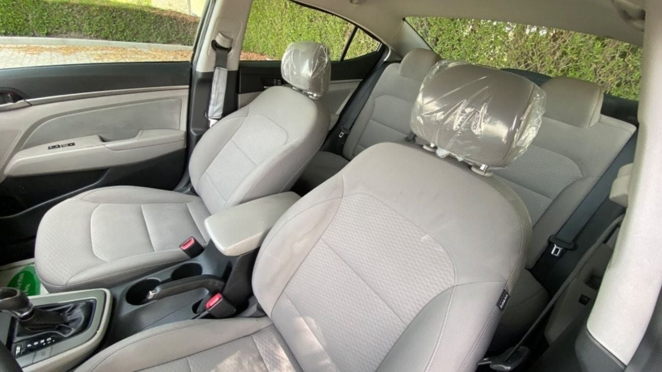 هيونداي إلانترا GL