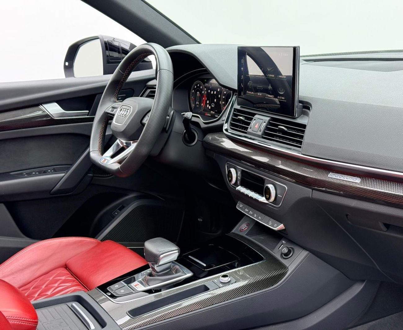 Audi SQ5 TFSI quattro 3.0L 2023 SQ5 3.0 TFSI Quattro, Audi Warranty+Full Service History, GCC