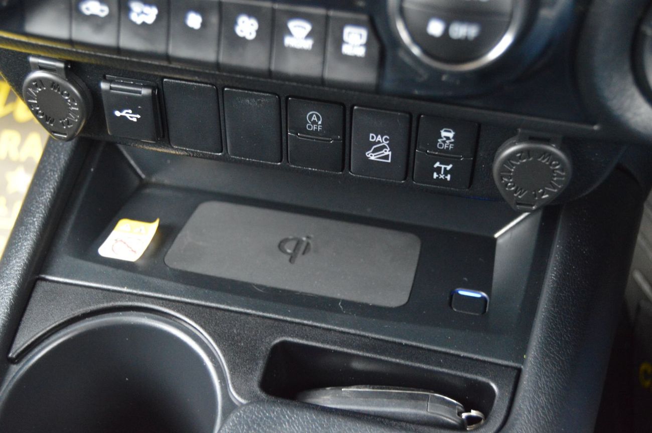 Toyota Hilux Double cabin, perfect inside and outside