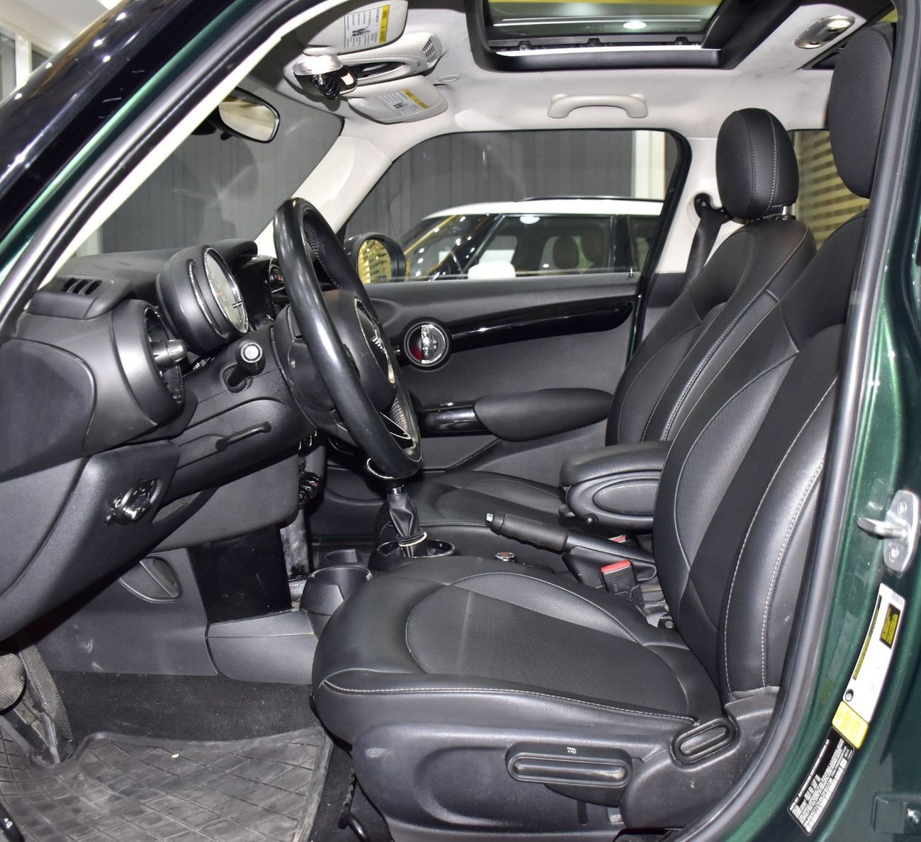 Mini Cooper EXCELLENT DEAL for our Mini Cooper ( 2019 Model ) in Green Color American Specs