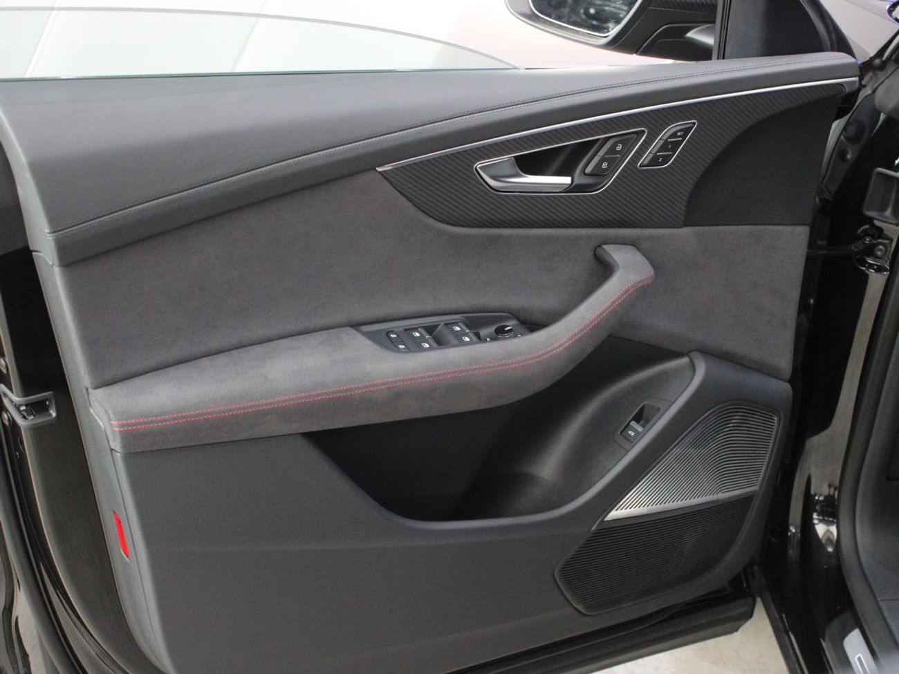 Audi RS Q8 TFSI quattro 4.0L