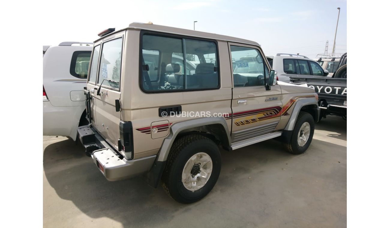 Toyota Land Cruiser 71 4.0L SHORT WHEEL BASE