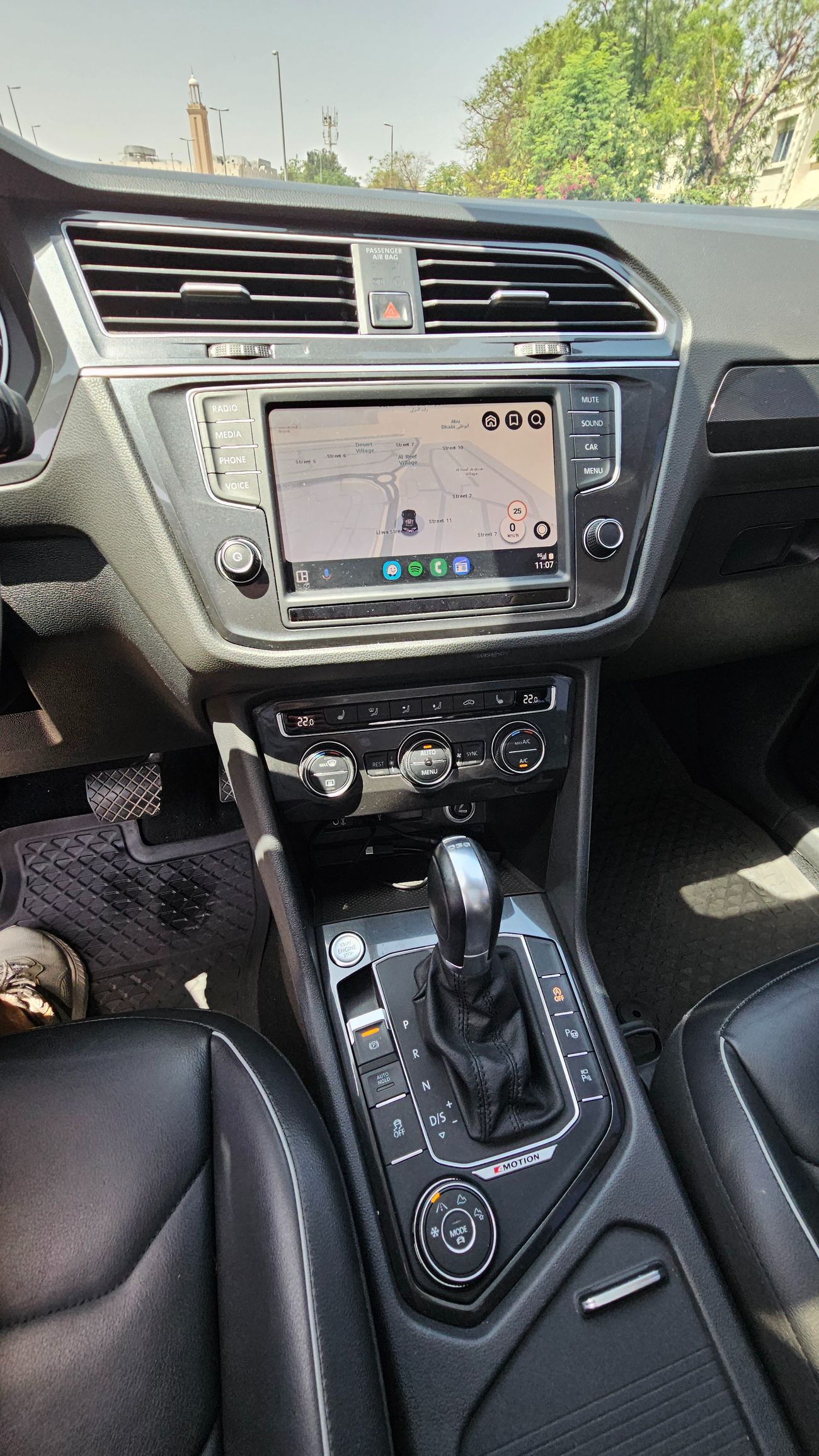 فولكس واجن تيجوان SEL 2.0L