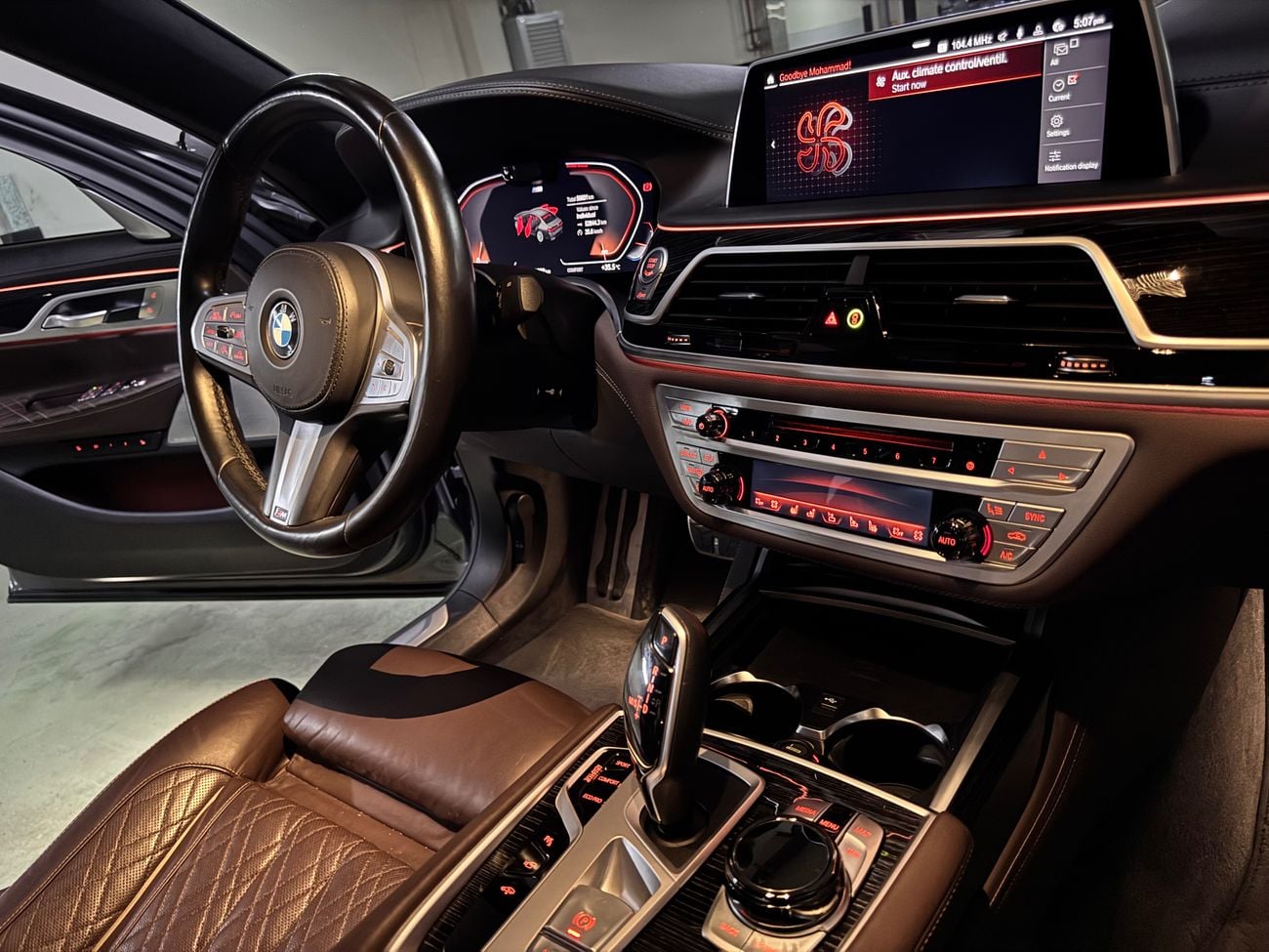 بي أم دبليو 750Li XDRIVE EXECUTIVE