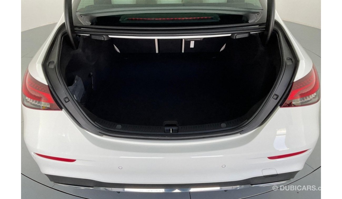 مرسيدس بنز E300 Premium (AMG Line)