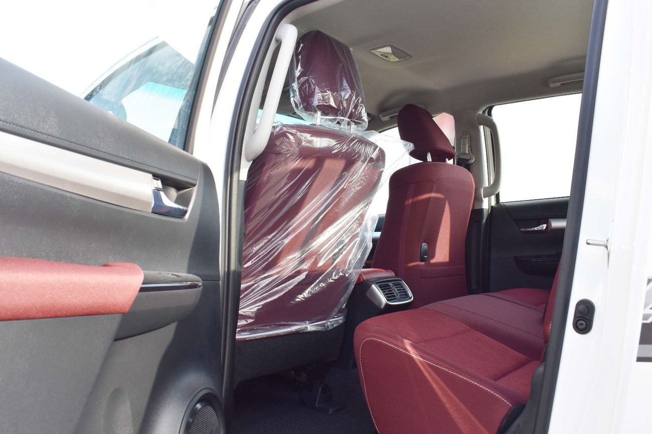 تويوتا هيلوكس 2025 MODEL TOYOTA HILUX 4X4 2.7 A/T DC   AUTO AC, DISPLAY & RR CAM