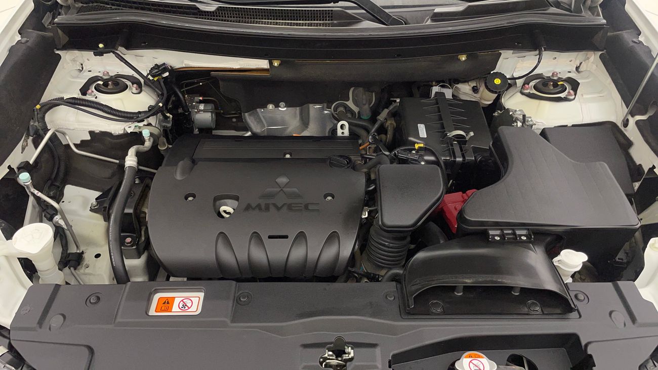 Mitsubishi Outlander GLS MID 2.4 | Zero Down Payment | Home Test Drive