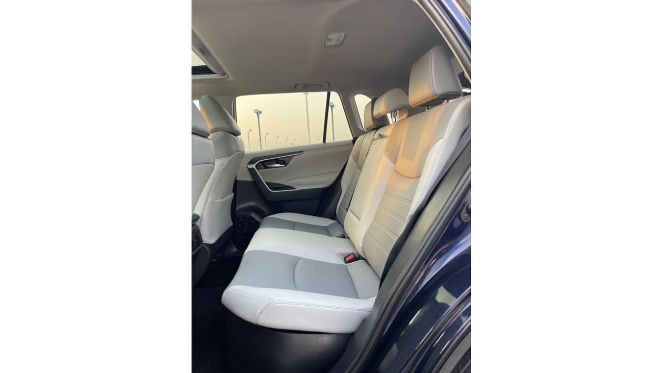 Toyota RAV4 2021 TOYOTA RAV4 XLE PREMIUM HYBRID 4x4 FULL OPTIONS IMPORTED FROM USA