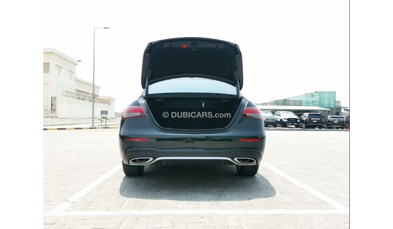 Mercedes-Benz E 350 Merecedes-Benz E350 - 2021 - Black