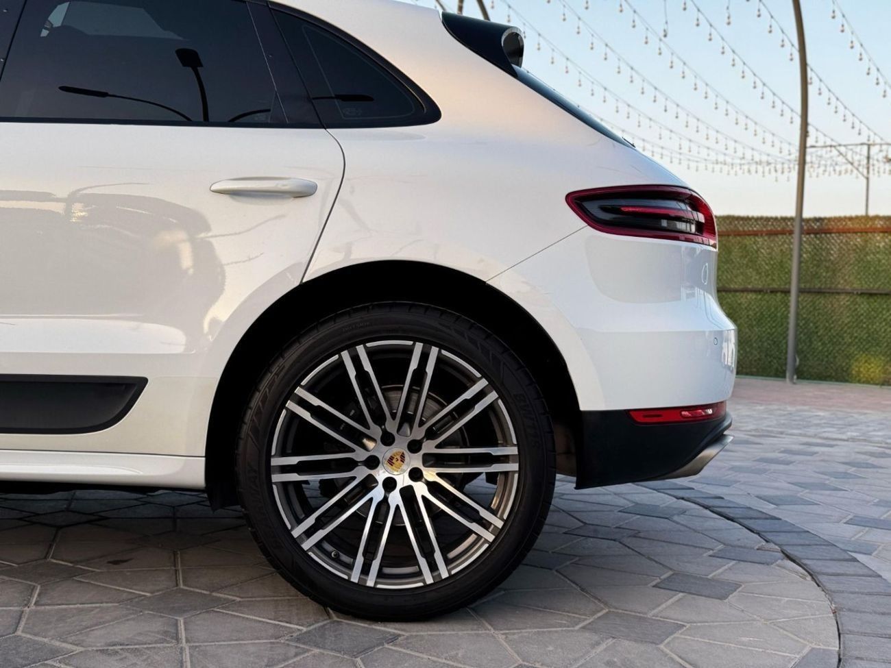 بورش ماكان Std 2.0L (260 HP)