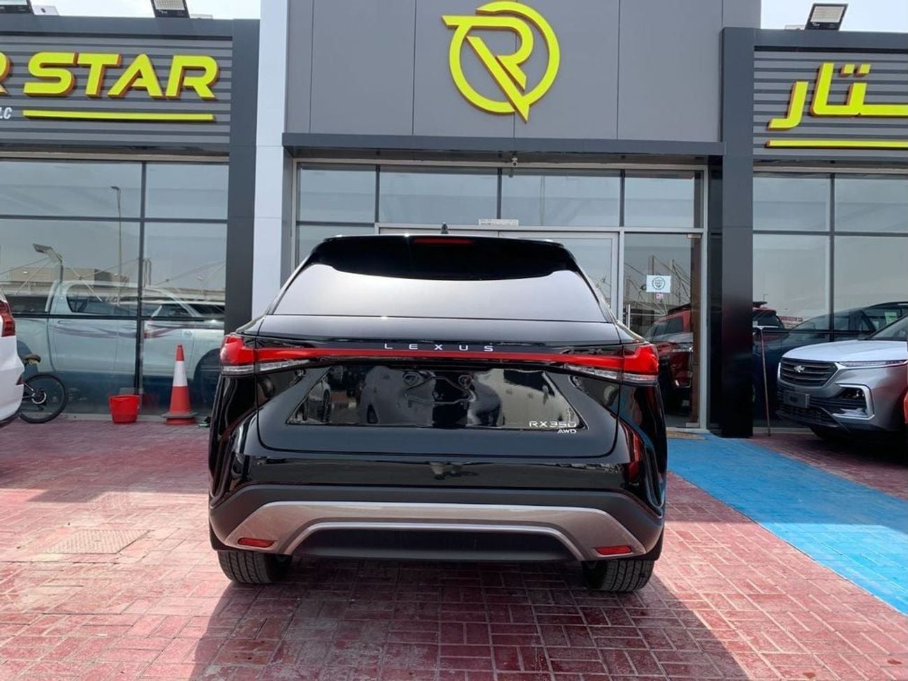 لكزس RX 350 LUXURY 2.4L TURBO AWD 5-SEATER AUTOMATIC